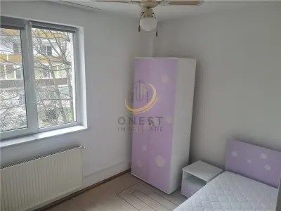 Apartament cu 4 camere zona Unic UMF - foto 9