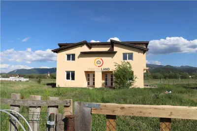 Vila cu 2 duplexuri in Cristian strada I C Bratianu - Brasov