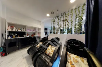 Spatiu comercial, 247 mp utili, situat in zona Centrala! - foto 9