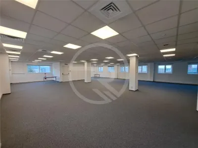 Spatiu pentru birouri, 300 mp utili, situat in zona VIVO! - foto 3