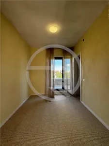 Apartament Tip Penthause 3 camere,103 mp + 2 terase ,situat pe strada Borhanciului! - foto 8