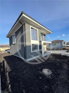 Casa Individuala situata in Chinteni,120 mp utili + suprafata teren 500 mp! - foto 11