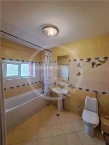 Casa Insiruita, 320 mp utili, situata in cartierul Buna Ziua! - foto 13