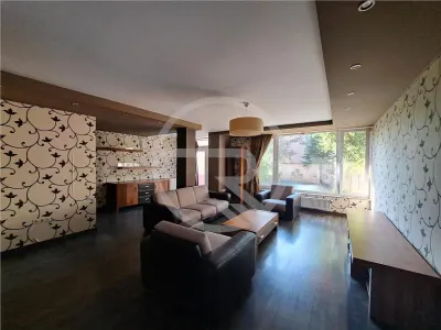Casa Insiruita, 320 mp utili, situata in cartierul Buna Ziua! - foto 4
