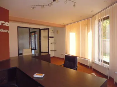 Royal Imobiliare - spatiu de birou de inchiriat in Ploiesti, zona Cantacuzino - foto 2