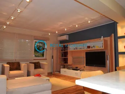 Royal Imobiliare - Inchirieri Apartament 3 camere zona Democratiei - foto 2