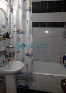 Royal Imobiliare  -Vanzari Apartamente zona Democratiei - foto 7