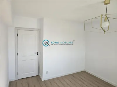 Royal Imobiliare - Vanzare apartament 2 camere zona B-dul Bucuresti - foto 4
