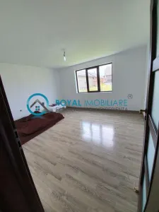Royal Imobiliare - Vanzare Vila zona Gageni - foto 5