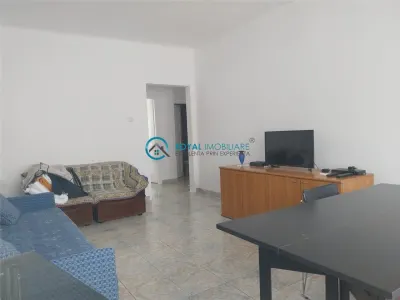 Royal Imobiliare-Inchiriere Apartament 2 Camere Zona Ultracentrala - foto 2
