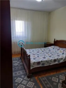 Royal Imobiliare -inchiriere  apartament 2 camere  zona Sud - foto 4