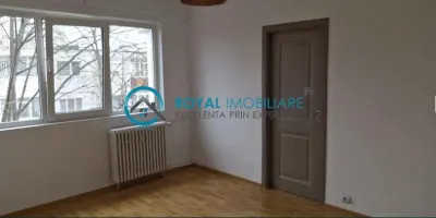 Royal Imobiliare - Vanzare apartament 2 camere zona Malu Rosu - foto 3