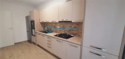 Royal Imobiliare - Inchiriere apartament 3 camere, zona Albert - foto 8