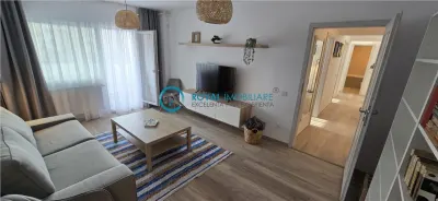 Royal Imobiliare - Inchiriere apartament 3 camere zona Malu Rosu - foto 4