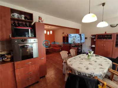 Royal Imobiliare - Vanzare Casa zona Ultracentrala - foto 10