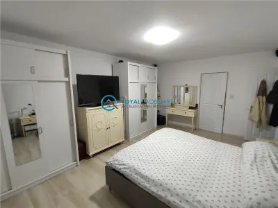 Royal Imobiliare - Vanzare Vila zona 9 Mai - foto 9