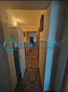 Royal Imobiliare - Vanzare apartament 3 camere zona Baraolt - foto 7