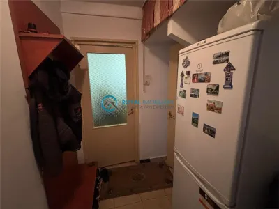 Royal Imobiliare - Vanzare Apartament zona Vest - foto 6