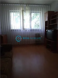 Royal Imobiliare - Vanzare apartament 3 camere, zona Podul Inalt - foto 4