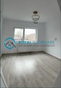 Royal Imobiliare - Vanzare apartament 3 camere zona Central - foto 5