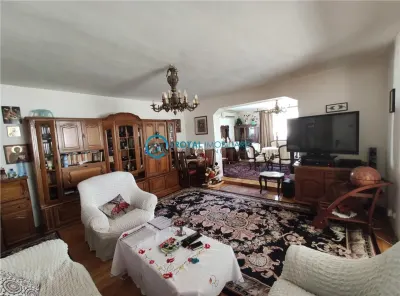 Royal Imobiliare - Vanzare Vila zona Republicii - foto 15