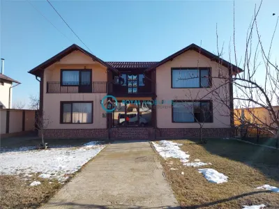 Royal Imobiliare-Vanzare Vila Zona Strejnicu - foto 1