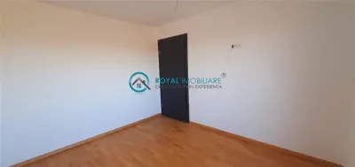 Royal Imobiliare-Vanzare Apartament 2 Camere Zona Albert - foto 11