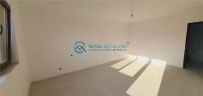 Royal Imobiliare-Vanzare Vila Zona Urlati - foto 21