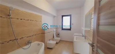 Royal Imobiliare-Inchiriere Apartament 3 Camere Zona Albert - foto 21