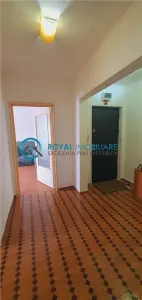 Royal Imobiliare-Vanzare Apartament 3 Camere Zona Ultracentrala - foto 13