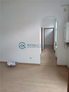 Royal Imobiliare - Vanzare casa zona Central - foto 4