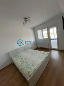 Royal Imobiliare - Inchiriere apartament 2 camere zona Malu Rosu - foto 2