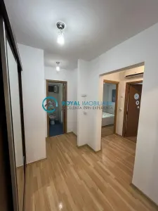 Royal Imobiliare - Inchiriere apartament 2 camere zona Malu Rosu - foto 5