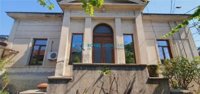 Royal Imobiliare-Inchiriere Spatiu Birouri Zona Democratiei - Ploiesti