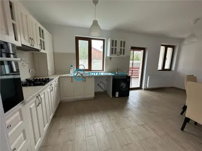 Royal Imobiliare-Inchiriere Casa Strejnicu - foto 6