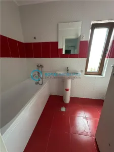 Royal Imobiliare-Inchiriere Casa Strejnicu - foto 10