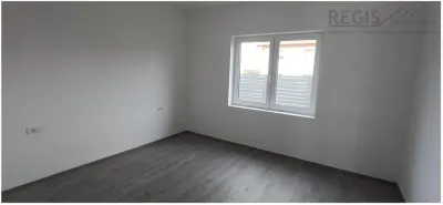 Casa 3 camere intabulata,la pret de apartament  Izvor - foto 16