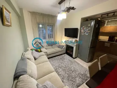 Royal Imobiliare - Inchiriere apartament 4 camere zona 9 Mai - Ploiesti