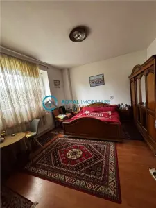 Royal Imobiliare - Vanzare Vila S+P+2 Zona Ana Ipatescu - foto 9