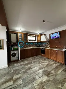 Royal Imobiliare - Vanzare Vila P+M zona Cina - foto 3