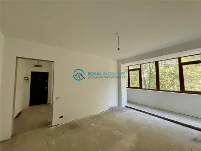 Royal Imobiliare - Vanzare apartament 3 camere zona Sud - Ploiesti