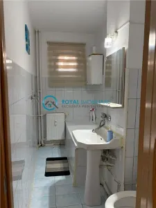 Royal Imobiliare - Inchiriere apartament 2 camere zona Malu Rosu - foto 7