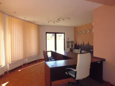 Royal Imobiliare - vanzare spatiu de birouri zona Cantacuzino - Ploiesti