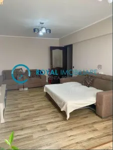 Royal Imobiliare - Vanzare apartament 3 camere zona B-dul Bucuresti - foto 2