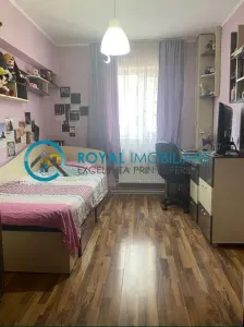 Royal Imobiliare - Vanzare apartament 3 camere zona B-dul Bucuresti - foto 4