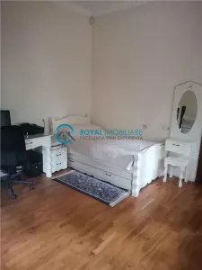 Royal Imobiliare - Inchiriere apartament in vila cu gradina - foto 4