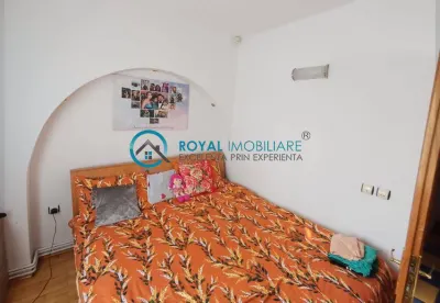 Royal Imobiliare - Vanzare apartament 3 camere zona P-ta Mihai Viteazu - foto 4