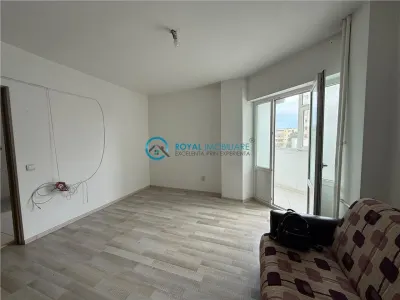 Royal Imobiliare - Vanzare Apartament zona Republicii - foto 4
