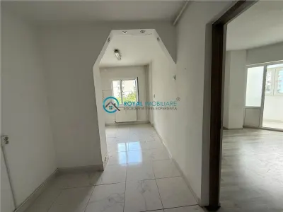 Royal Imobiliare - Vanzare Apartament zona Republicii - foto 8