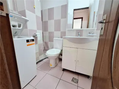 Garsoniera mobilata si utilata, cu centrala, zona Bistrita Lac Bacau - foto 6